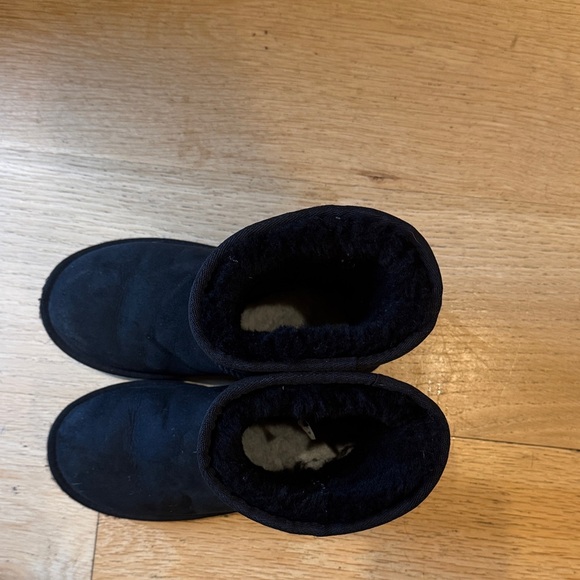 UGG Kids Black Boots - Picture 4 of 5